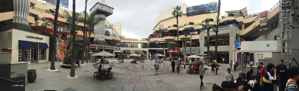 Panaormafoto vom Plaza am Hollywood Blvd